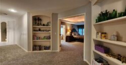10202 NW RIVER HILLS Drive, Parkville, MO 64152