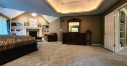 10202 NW RIVER HILLS Drive, Parkville, MO 64152