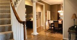 10202 NW RIVER HILLS Drive, Parkville, MO 64152