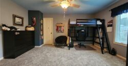 10202 NW RIVER HILLS Drive, Parkville, MO 64152