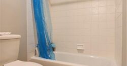 10202 NW RIVER HILLS Drive, Parkville, MO 64152