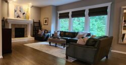 10202 NW RIVER HILLS Drive, Parkville, MO 64152