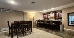 10202 NW RIVER HILLS Drive, Parkville, MO 64152