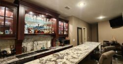 10202 NW RIVER HILLS Drive, Parkville, MO 64152