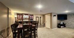 10202 NW RIVER HILLS Drive, Parkville, MO 64152