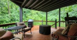 10202 NW RIVER HILLS Drive, Parkville, MO 64152