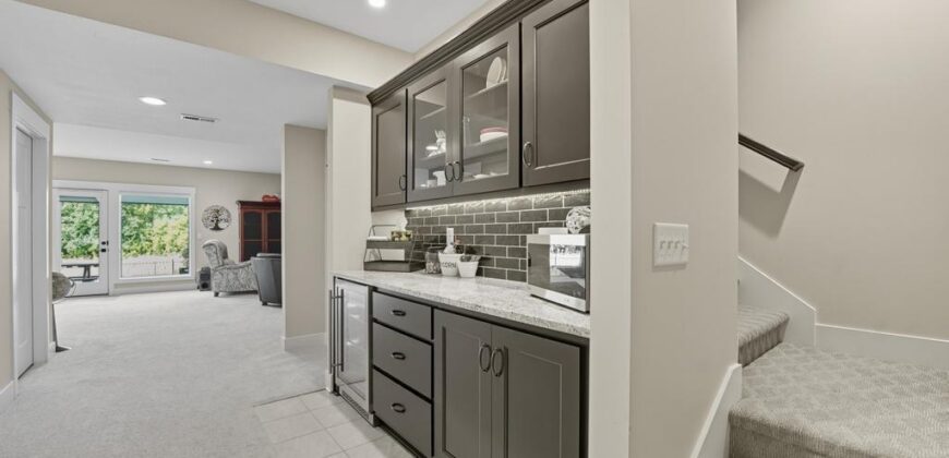 11218 N Michigan Avenue, Kansas City, MO 64155
