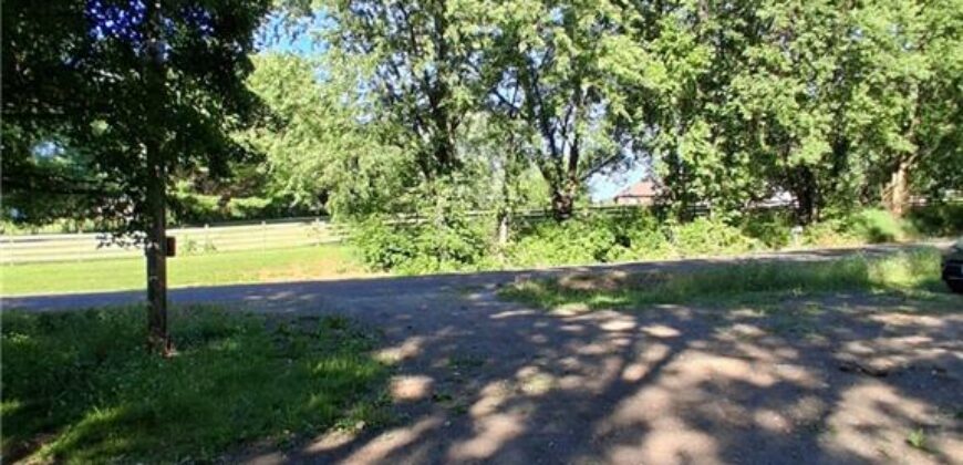 9404 Stillhouse Road, Liberty, MO 64068