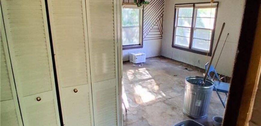 9404 Stillhouse Road, Liberty, MO 64068