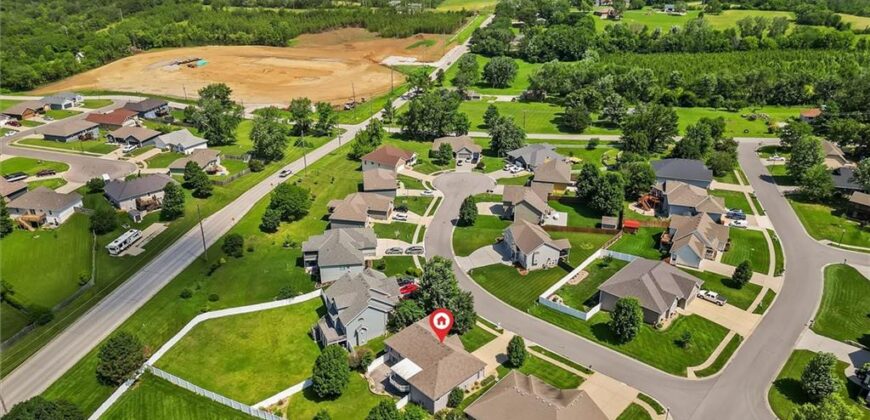 2113 Bradford Place, Excelsior Springs, MO 64024