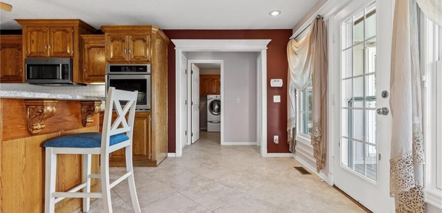2113 Bradford Place, Excelsior Springs, MO 64024