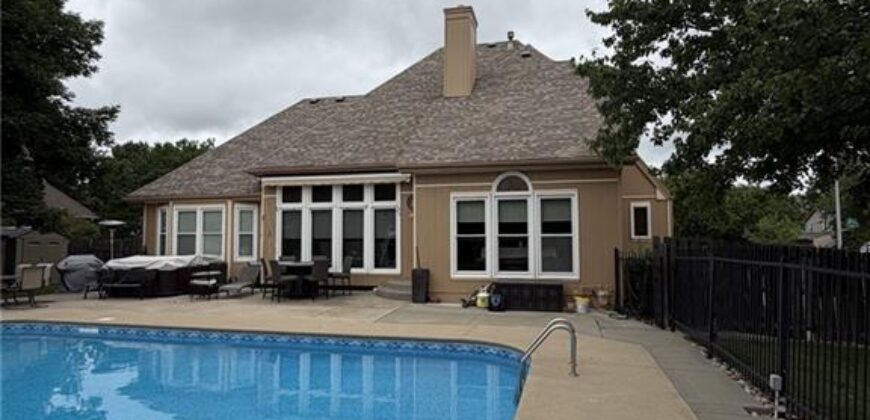 1619 NE 100 Court, Kansas City, MO 64155