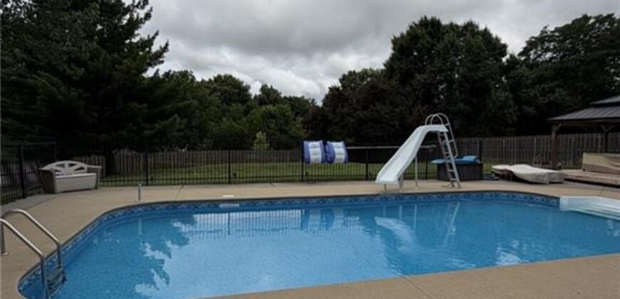 1619 NE 100 Court, Kansas City, MO 64155
