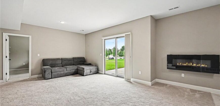9000 N Seymour Avenue, Kansas City, MO 64153