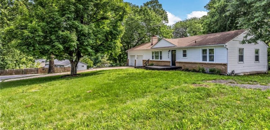 8849 N Locust Street, Kansas City, MO 64155
