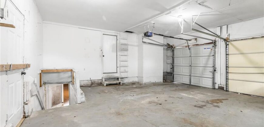 8849 N Locust Street, Kansas City, MO 64155