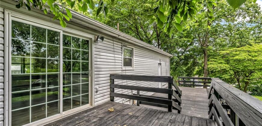 8849 N Locust Street, Kansas City, MO 64155