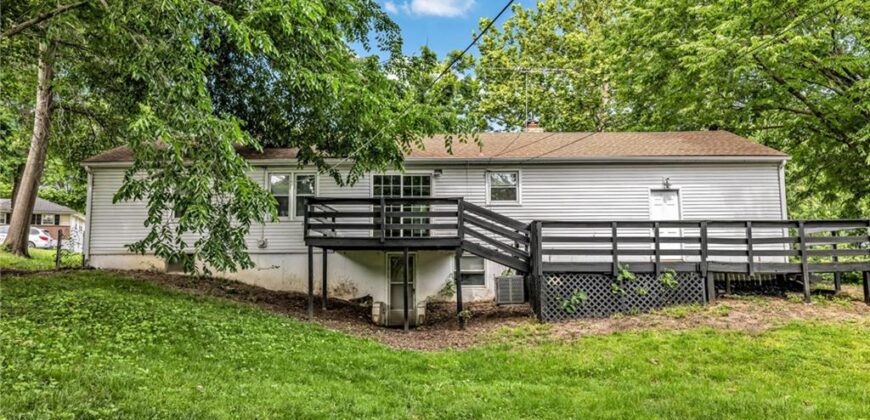 8849 N Locust Street, Kansas City, MO 64155