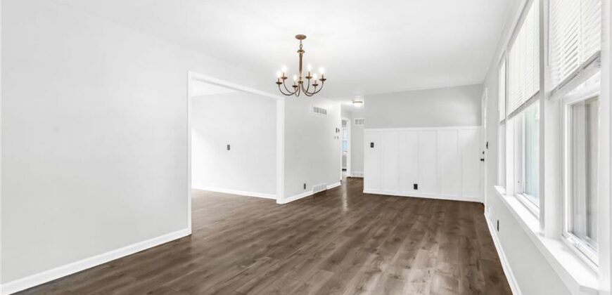 8849 N Locust Street, Kansas City, MO 64155