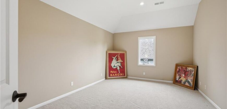 10312 N Revere Avenue, Kansas City, MO 64154