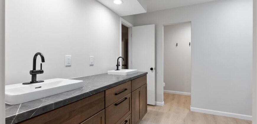 6401 N Park Avenue, Kansas City, MO 64118