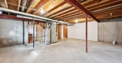 6401 N Park Avenue, Kansas City, MO 64118