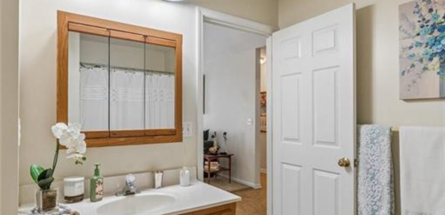 7102 N Kingston Court, Gladstone, MO 64119