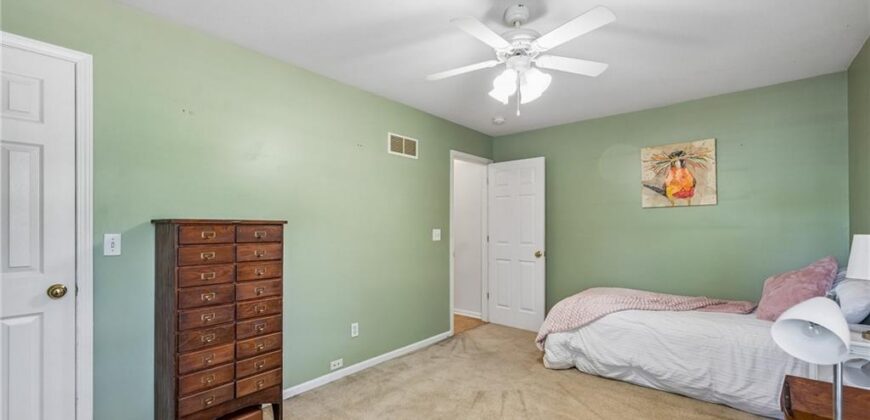 7102 N Kingston Court, Gladstone, MO 64119