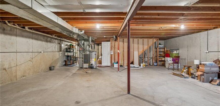 7102 N Kingston Court, Gladstone, MO 64119