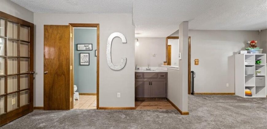 3905 N Colorado Avenue, Kansas City, MO 64117