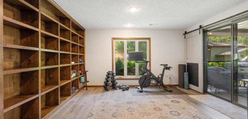 3905 N Colorado Avenue, Kansas City, MO 64117