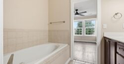 2911 Gentry Park Parkway, Kansas City, MO 64116