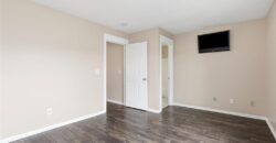 2911 Gentry Park Parkway, Kansas City, MO 64116