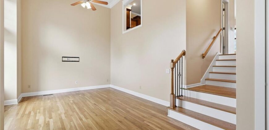 2911 Gentry Park Parkway, Kansas City, MO 64116