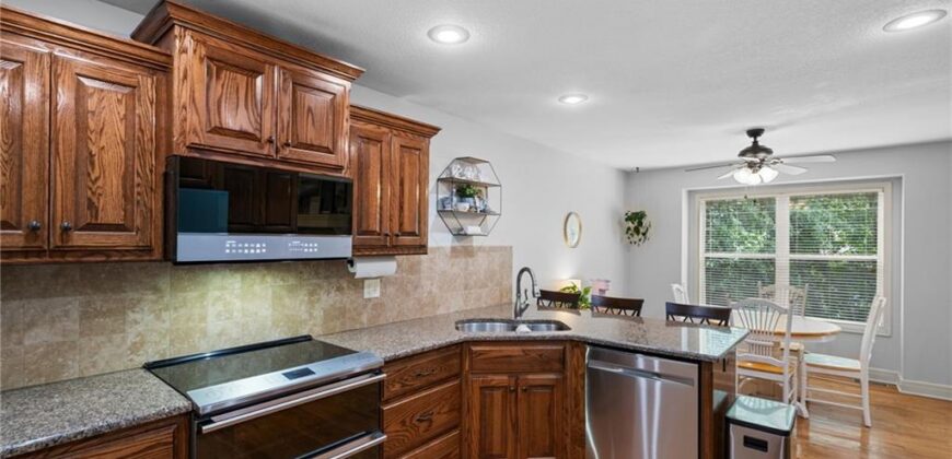 9012 NE 108th Street, Kansas City, MO 64157