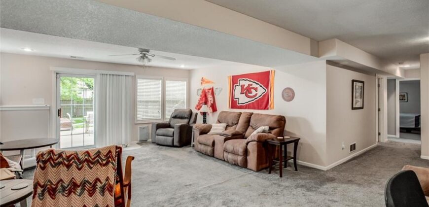406 BRIAR Lane, Kearney, MO 64060