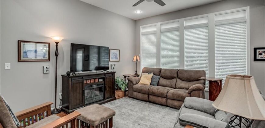 406 BRIAR Lane, Kearney, MO 64060
