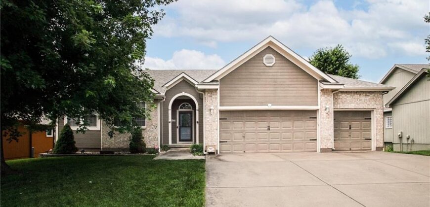 406 BRIAR Lane, Kearney, MO 64060