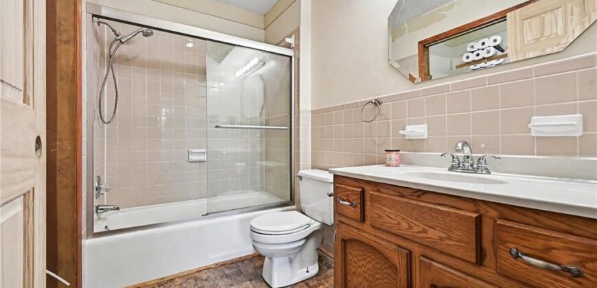 15800 NE 143rd Street, Kearney, MO 64060
