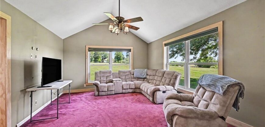 15800 NE 143rd Street, Kearney, MO 64060
