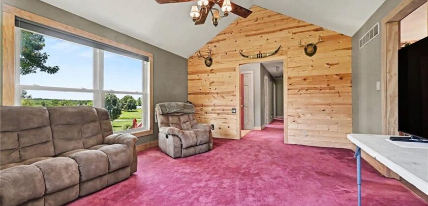 15800 NE 143rd Street, Kearney, MO 64060