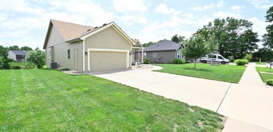 3000 Maple Farm Road, Platte City, MO 64079