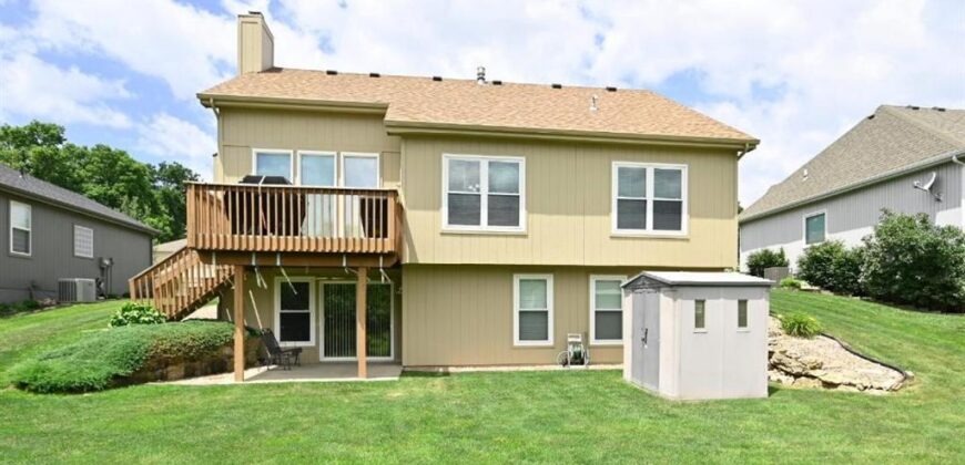 3000 Maple Farm Road, Platte City, MO 64079