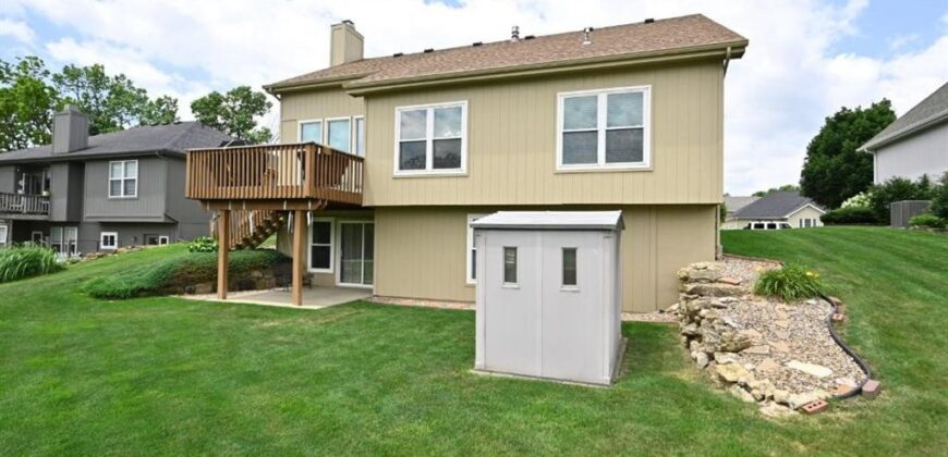 3000 Maple Farm Road, Platte City, MO 64079