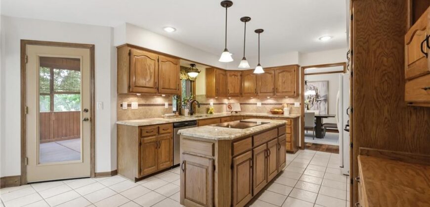 1505 82nd Terrace, Kansas City, MO 64118