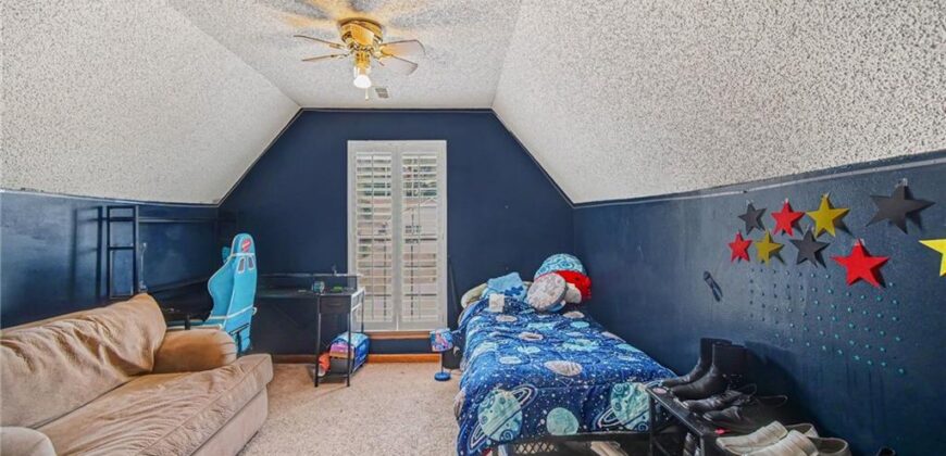 6301 N Quincy Avenue, Kansas City, MO 64119