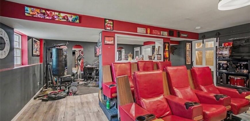 6301 N Quincy Avenue, Kansas City, MO 64119