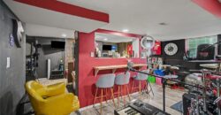 6301 N Quincy Avenue, Kansas City, MO 64119