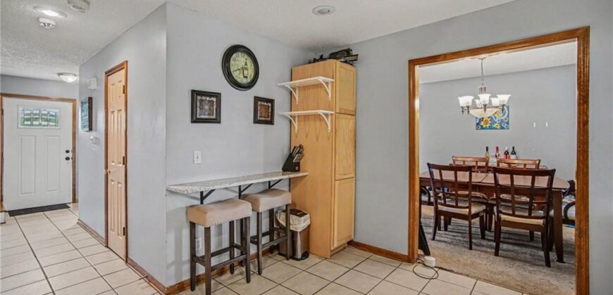6301 N Quincy Avenue, Kansas City, MO 64119