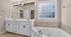 10141 N Lane Drive, Kansas City, MO 64157